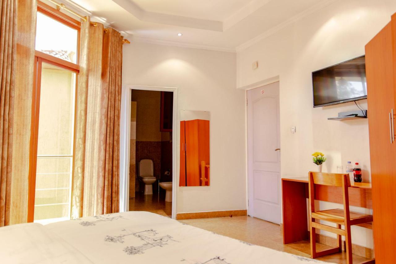 Perle Boutique Hotel Кигали Экстерьер фото